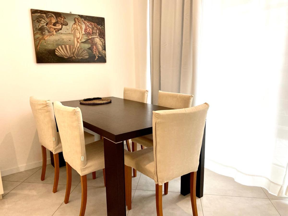 Crespi In Fiera Apartman Bologna Kültér fotó
